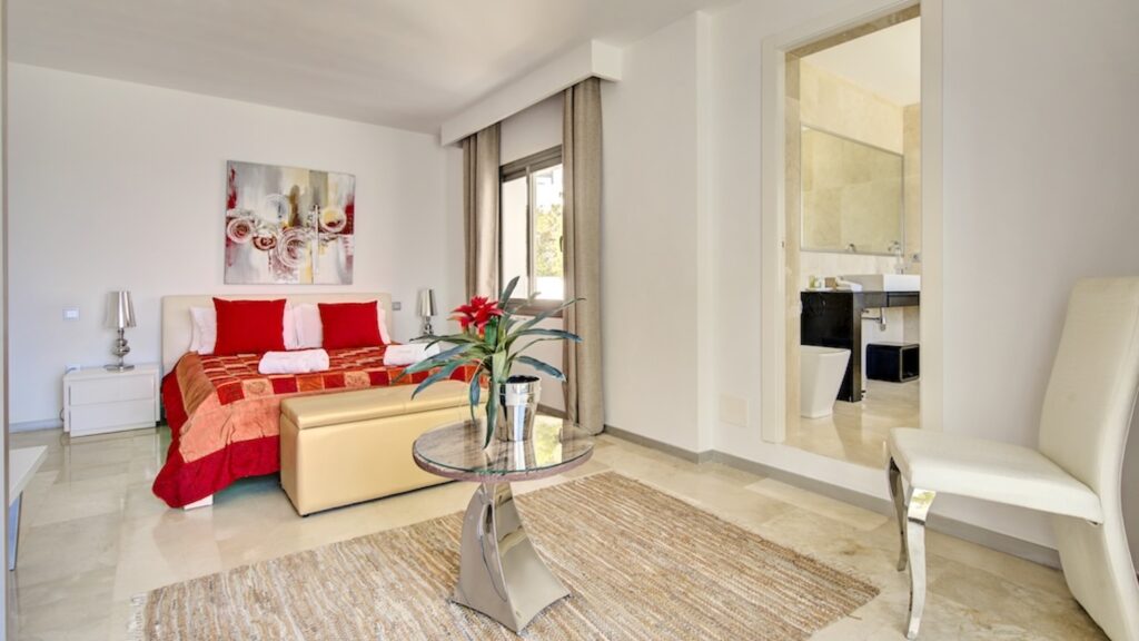 Photo studio ibiza high 164 6 room 3 dsc02662and8more 1