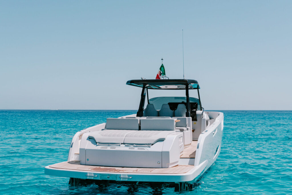 Cayman 40 ibiza boat 1