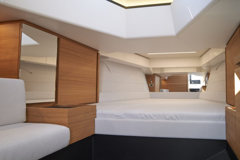 Interior wally 48 ibiza low 1