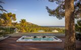 20250806155935000000 jacuzzi1
